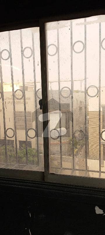 ڈی ایچ اے فیز 4 ڈی ایچ اے ڈیفینس,کراچی میں 2 کمروں کا 4 مرلہ فلیٹ 1.0 کروڑ میں برائے فروخت۔