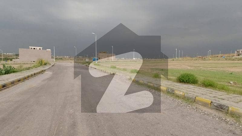 Good Location 
Residential Plot For Sale In Bahria Town Phase 8 - Bahria Orchard
