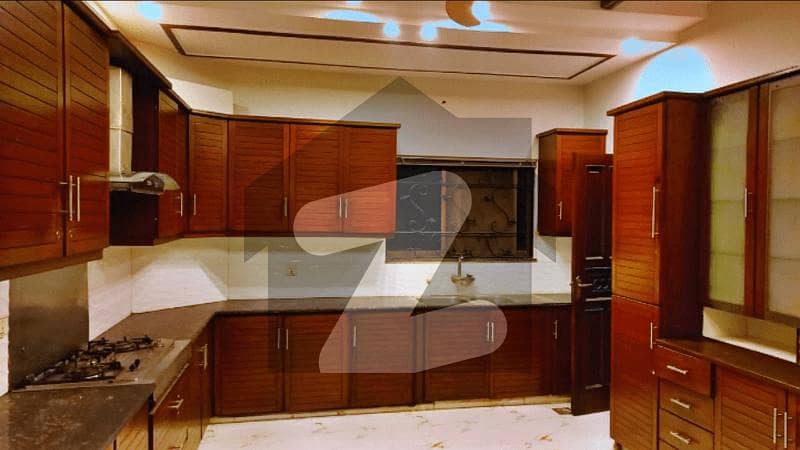 We Proudly Presents House For Rent Area 1 Kanal Hot Location In DHA