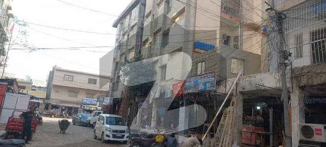 فیڈرل بی ایریا ۔ بلاک 16 فیڈرل بی ایریا,کراچی میں 2 مرلہ دکان 1.35 کروڑ میں برائے فروخت۔