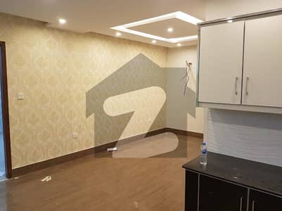 Urgent Sale 1 Bed Apartment Facing Park In Bahria Town Lahore