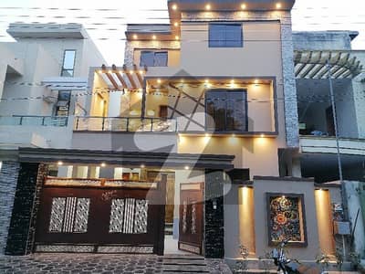 11 Marla House Is Available In Affordable Price In Wapda Town