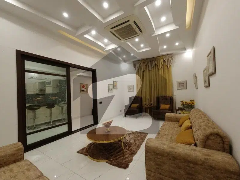 Spacious Flat Is Available For sale In Ideal Location Of Bahria Town Phase 7
