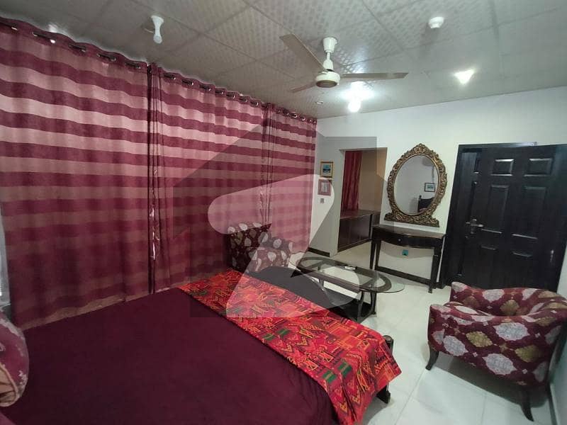 500 Sq. ft Furnished Apartment For Short Term on Rent, Ex Park View