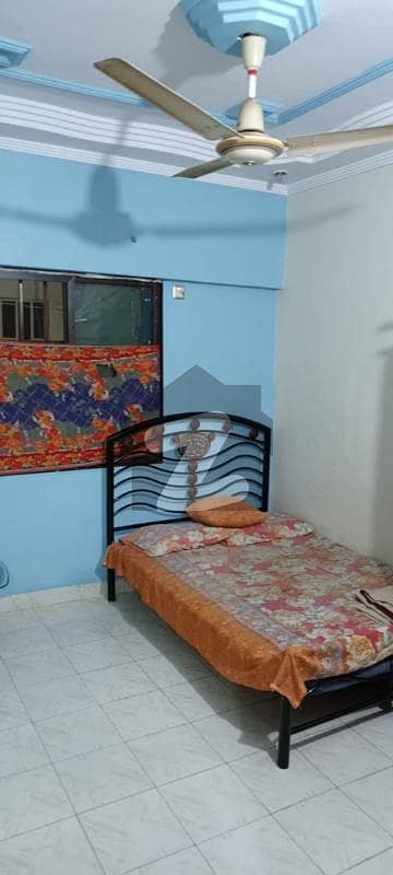 گلستانِِ جوہر ۔ بلاک 13 گلستانِ جوہر,کراچی میں 2 کمروں کا 4 مرلہ فلیٹ 54.0 لاکھ میں برائے فروخت۔