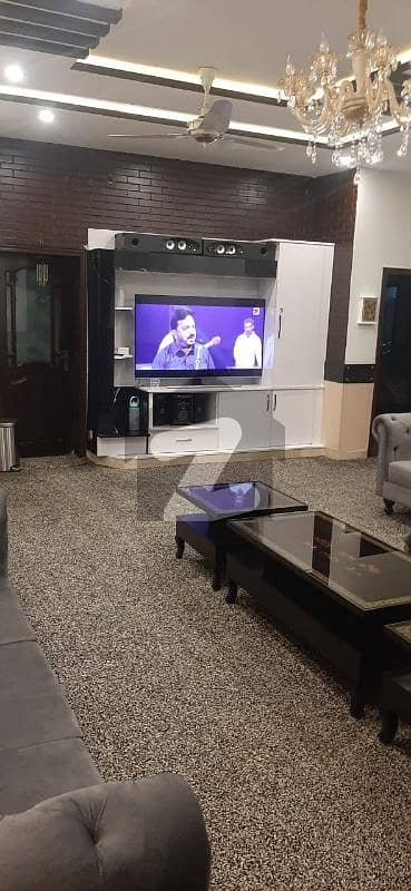 پی