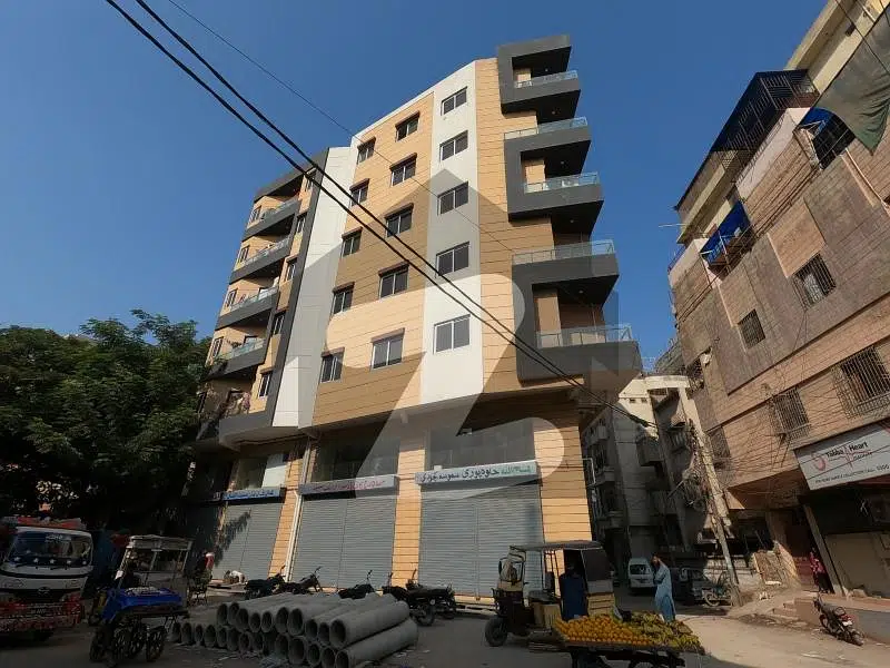 A Corner Flat Of 1050 Square Feet In Rs. 11000000