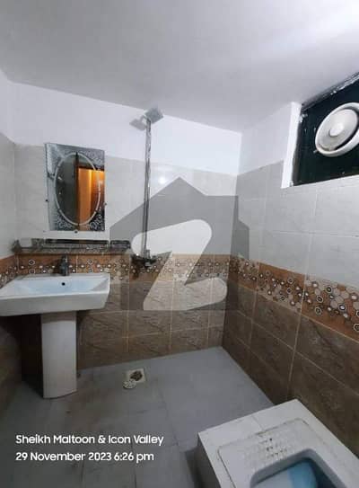 گرین ایکڑز ٹاؤن مردان میں 5 کمروں کا 5 مرلہ مکان 35.0 ہزار میں کرایہ پر دستیاب ہے۔