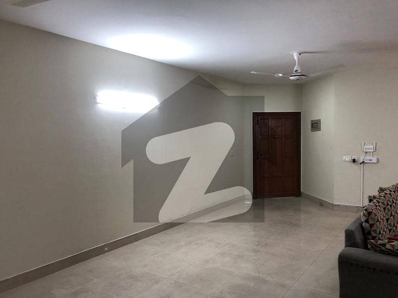 Beautiful Fully Furnished Room Available For Rent In Park Tower Beautiful Fully Furnished Room Available For Rent In Park Tower