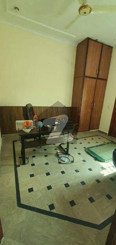 ریوینیو سوسائٹی لاہور میں 6 کمروں کا 1 کنال مکان 5.5 کروڑ میں برائے فروخت۔ ریوینیو سوسائٹی لاہور میں 6 کمروں کا 1 کنال مکان 5.5 کروڑ میں برائے فروخت۔