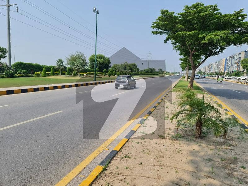 ڈی ایچ اے فیز9 پریزم ڈی ایچ اے ڈیفینس,لاہور میں 5 مرلہ رہائشی پلاٹ 62.0 لاکھ میں برائے فروخت۔