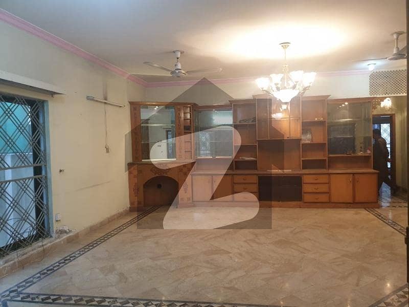 Buy A 2 Kanal Lower Portion For rent In Model Town - Block G