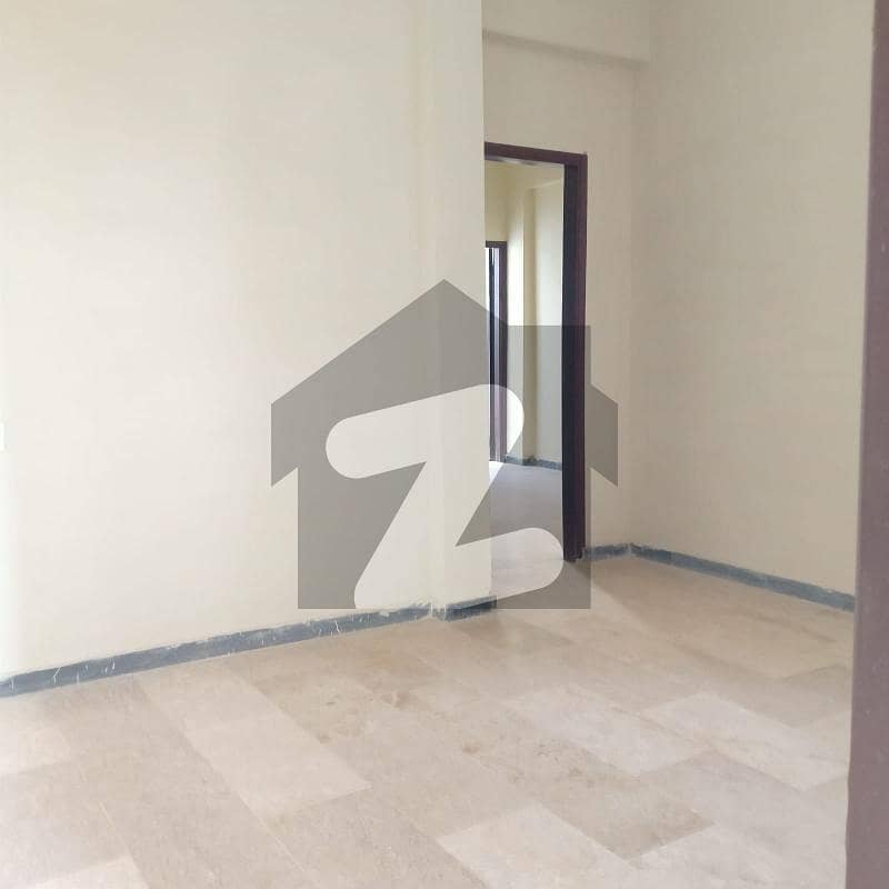 100 YARDS BUILDING FOR SALE IN DHA PHASE 8