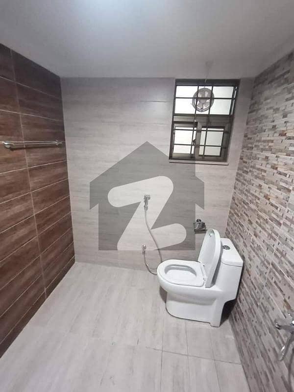 BEAUTIFUL APARTMENT AVAILABLE FOR RENT IN PARAGON CITY LAHORE Paragon