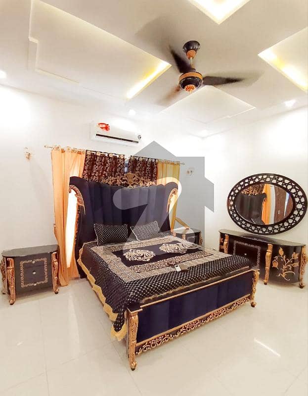 بحریہ ٹاؤن اوورسیز انکلیو بحریہ ٹاؤن,لاہور میں 4 کمروں کا 10 مرلہ مکان 25.0 ہزار میں کرایہ پر دستیاب ہے۔