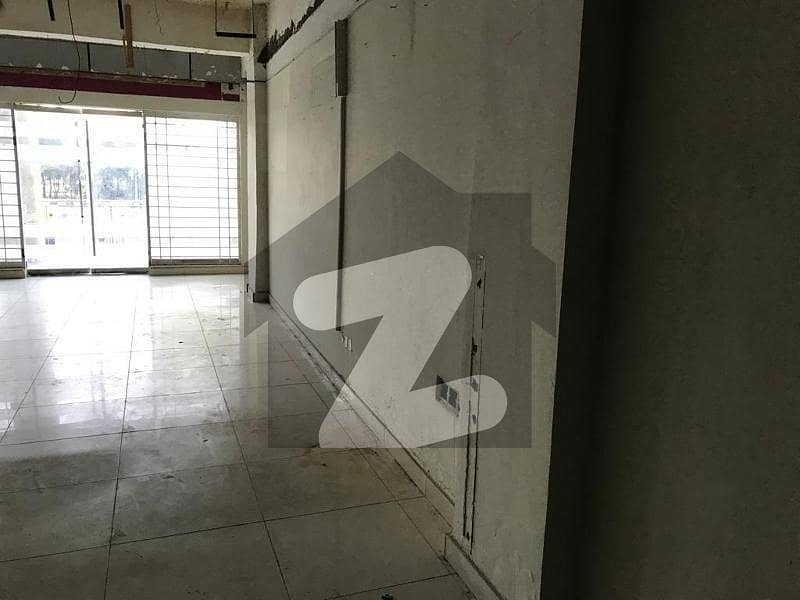 PESHAWAR ROAD 2,200 SQFT Space Available For Rent. PESHAWAR ROAD 2,200 SQFT Space Available For Rent.