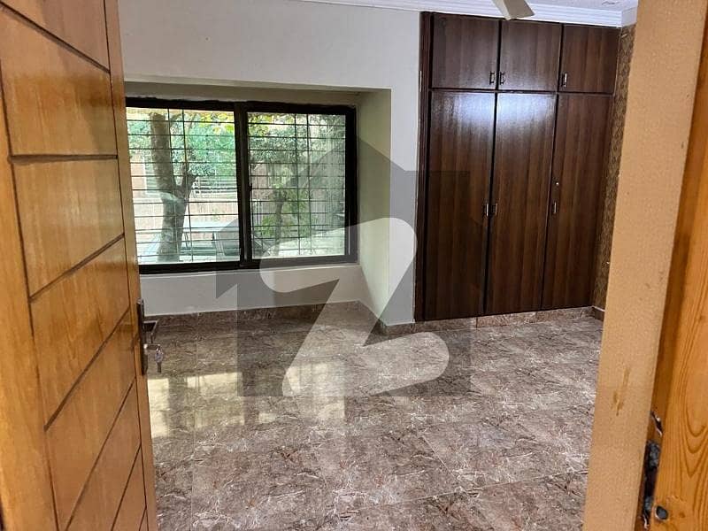 900 Square Feet D Type 2 Bad Apartment For Sale