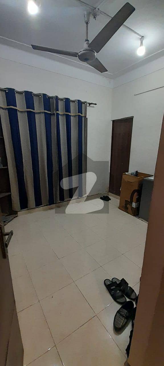 Gulberg Main Market Apartment For Rent Only For Small Family Gulberg