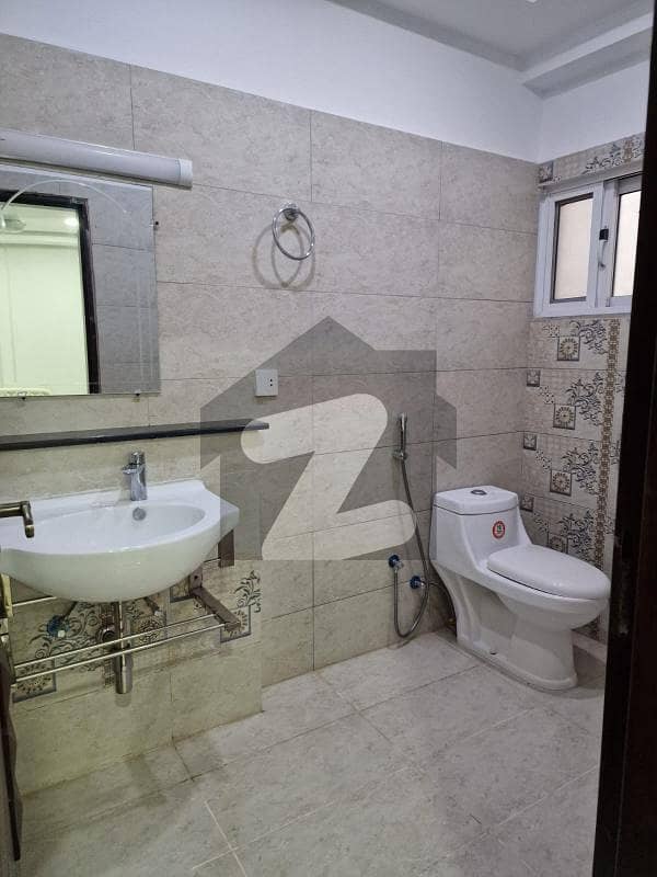 LUXURY FURNISHED 2 BED FURNISHED WITH SERVANT ROOM AVAILABLE FOR RENT IN BAHRIA ENCLAVE ISLAMABAD