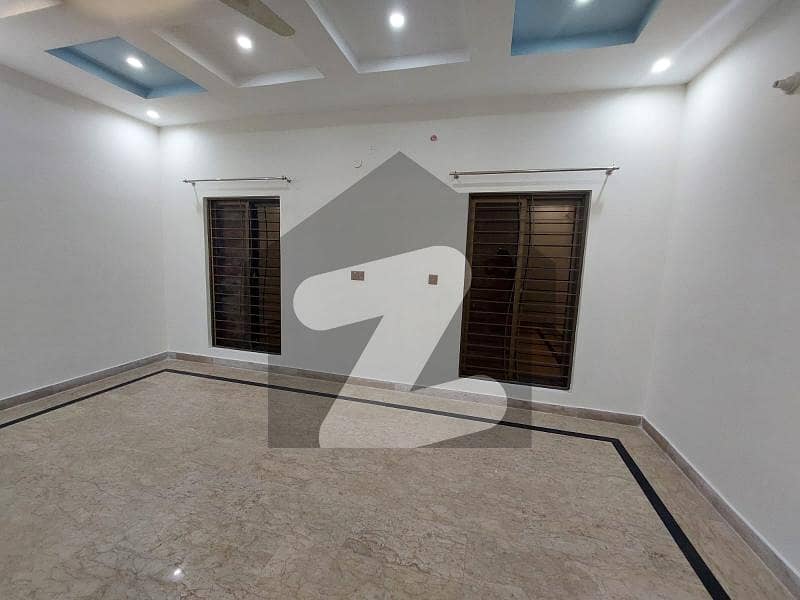 کینال گارڈنز - بلاک اے اے کینال گارڈن,لاہور میں 3 کمروں کا 12 مرلہ بالائی پورشن 48.0 ہزار میں کرایہ پر دستیاب ہے۔