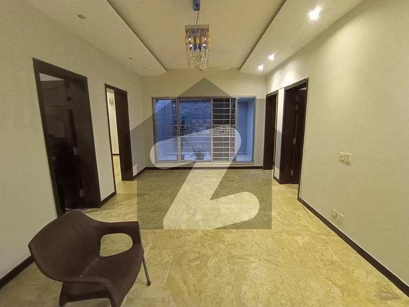 Amazing Location 1 Kanal Upper Portion Available For Rent In Dha Phase 5 Block F