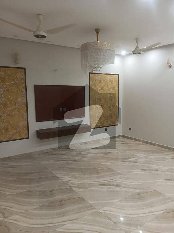 Unoccupied House Of 10 Marla Is Available For sale In LDA Avenue