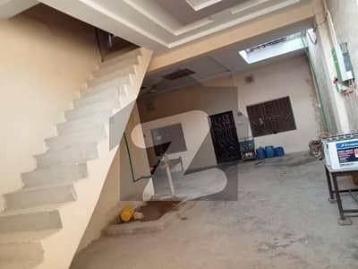 بورڈ روڈ ڈیرہ غازی خان میں 5 کمروں کا 10 مرلہ مکان 1.8 کروڑ میں برائے فروخت۔