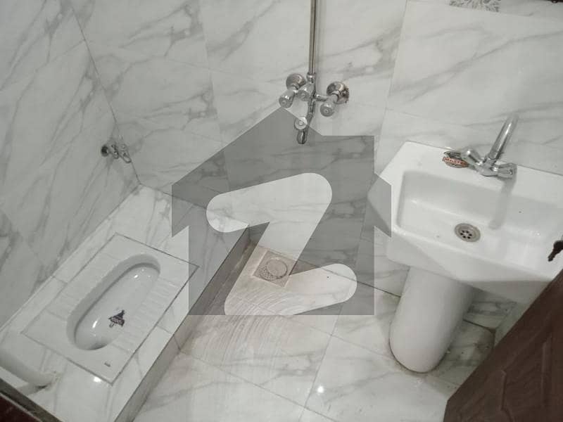 2.5 Marla New Dubble Unit House For Sale ( Peer Colony) Walton Road