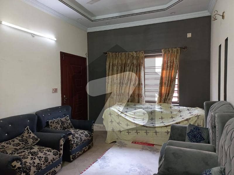 چکلالہ سکیم 3 چکلالہ سکیم,راولپنڈی میں 5 کمروں کا 10 مرلہ مکان 4.5 کروڑ میں برائے فروخت۔