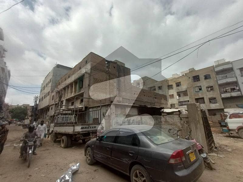 کریم آباد گلبرگ ٹاؤن,کراچی میں 1 کنال فیکٹری 20.0 کروڑ میں برائے فروخت۔