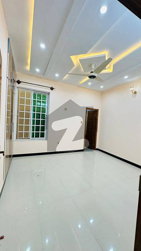 Office Available For Sale At 6 Road VIP Location Office Available For Sale At 6 Road VIP Location