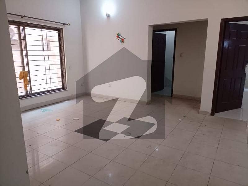 1 Kanal 05 Bedroom House Available For Rent In Askari 10 Sector C Lahore Cantt