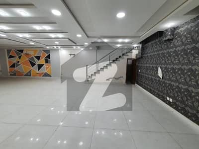 8 Marla Basement Available For Rent in Bahria Town Lahore