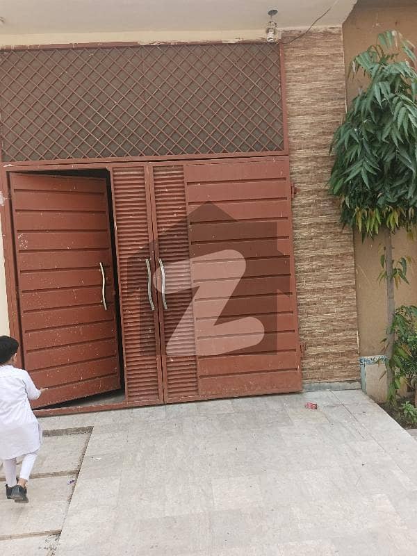 الرحمان گارڈن فیز 4 الرحمان گارڈن,لاہور میں 2 کمروں کا 5 مرلہ مکان 24.0 ہزار میں کرایہ پر دستیاب ہے۔