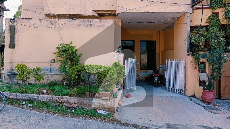 گلشن آباد راولپنڈی میں 2 کمروں کا 5 مرلہ زیریں پورشن 25.0 ہزار میں کرایہ پر دستیاب ہے۔
