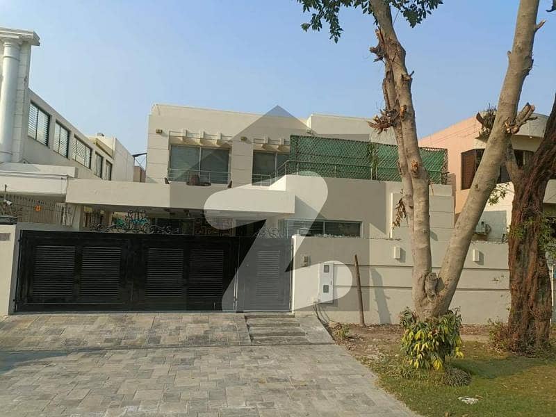 D H A Lahore 1 Kanal Owner Build Design House With 100% Original Pics Available For Rent