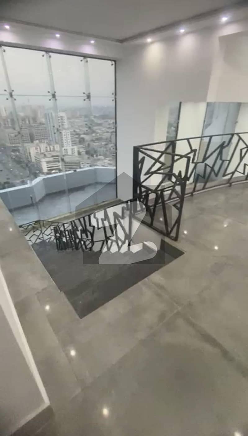 6 bedroom Penthouse for rent