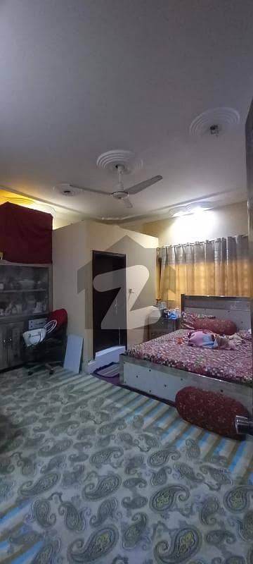 گلشنِ جمال گلشنِ اقبال ٹاؤن,کراچی میں 9 کمروں کا 12 مرلہ مکان 6.7 کروڑ میں برائے فروخت۔