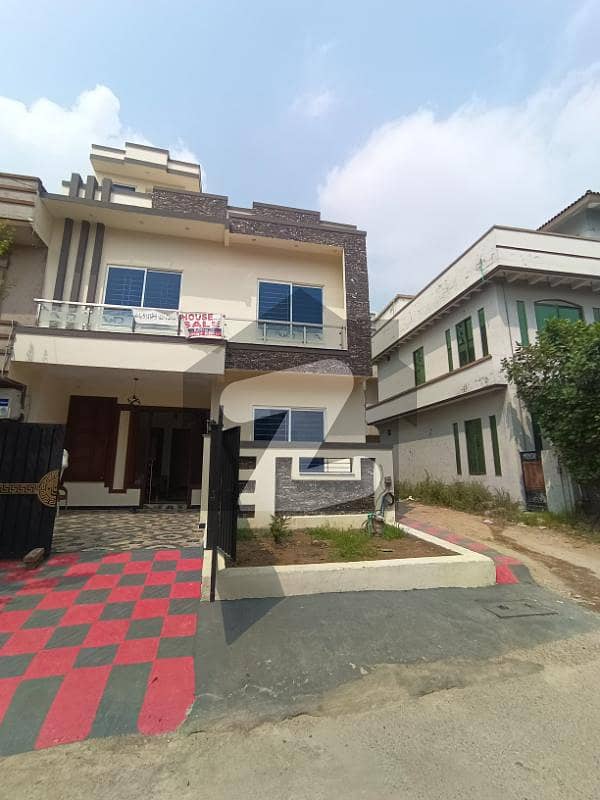Brand New 25x40 Corner House For Sale With 3 Bedrooms In G-13 Islamabad
