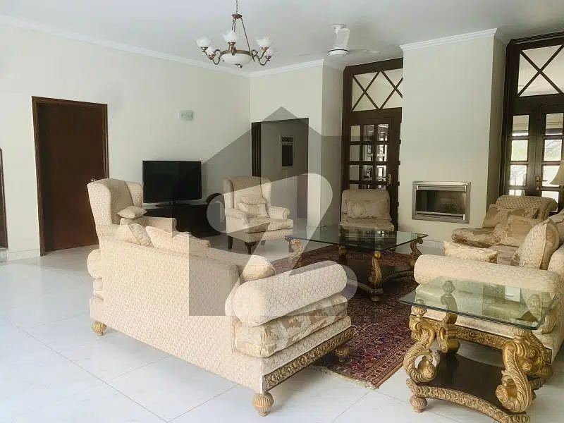 1 Kanal Fully Furnished 3 Bed Lower Portion For Rent