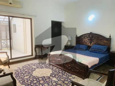 1 Kanal Fully Furnished 3 Bed Lower Portion For Rent