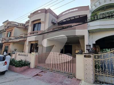 7 Marla Two Independent Units But Fully Built 4 Bed 4 Bathroom Drawing Dining Parking For Two Sedan Cars Available Map And All Taxes Paid And Up To Date With Chaklala Cantonment Board Rawalpindi