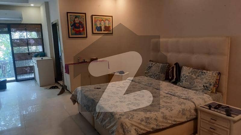 ایم ایم عالم روڈ گلبرگ,لاہور میں 5 کمروں کا 1 کنال مکان 4.0 لاکھ میں کرایہ پر دستیاب ہے۔
