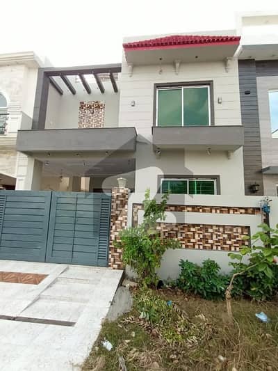 Centrally Located House For Sale In DHA 11 Rahbar Phase 2 Available
