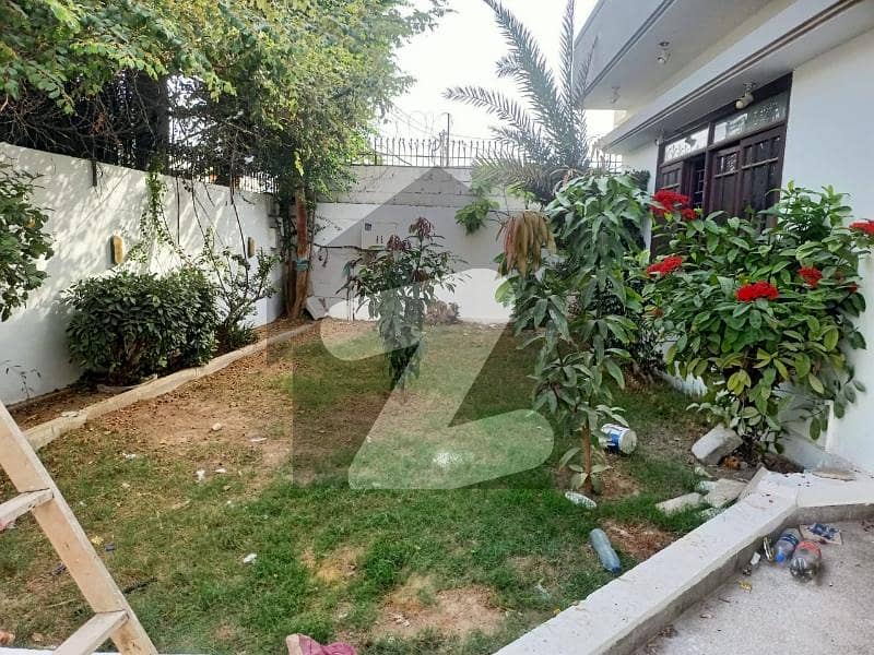 ڈی ایچ اے فیز 5 ڈی ایچ اے ڈیفینس,کراچی میں 5 کمروں کا 1 کنال مکان 3.25 لاکھ میں کرایہ پر دستیاب ہے۔ ڈی ایچ اے فیز 5 ڈی ایچ اے ڈیفینس,کراچی میں 5 کمروں کا 1 کنال مکان 3.25 لاکھ میں کرایہ پر دستیاب ہے۔