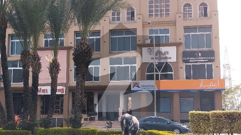 20 Lac Rented Plaza For Sale In Bahria Town Marina