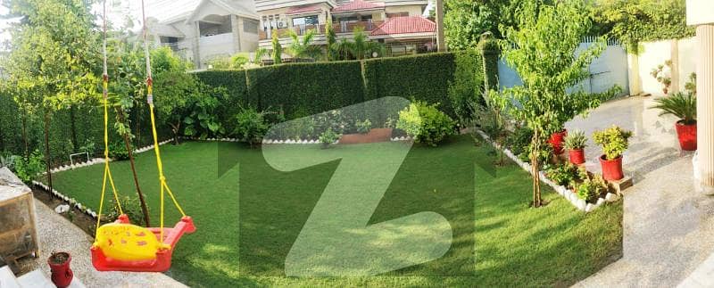 حیات آباد فیز 2 - ایچ3 حیات آباد فیز 2,حیات آباد,پشاور میں 7 کمروں کا 1 کنال مکان 2.0 لاکھ میں کرایہ پر دستیاب ہے۔