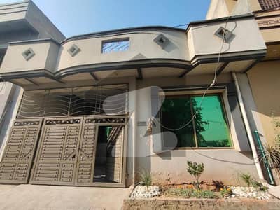 وکیل کالونی اسلام آباد ہائی وے,راولپنڈی میں 2 کمروں کا 4 مرلہ مکان 25.0 ہزار میں کرایہ پر دستیاب ہے۔