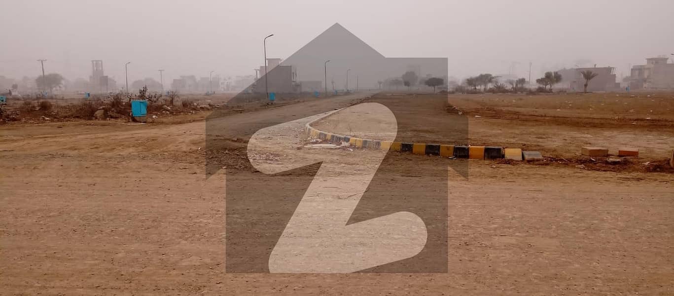 Commercial Plot Sized 10 Marla Is Available For sale In Khayaban-e-Amin - Block B