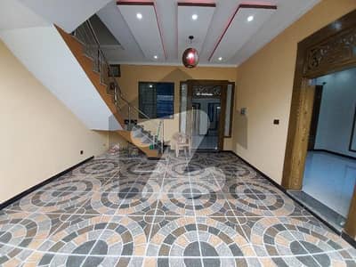 ائیرپورٹ ہاؤسنگ سوسائٹی - سیکٹر 4 ائیرپورٹ ہاؤسنگ سوسائٹی,راولپنڈی میں 2 کمروں کا 6 مرلہ مکان 1.25 کروڑ میں برائے فروخت۔ ائیرپورٹ ہاؤسنگ سوسائٹی - سیکٹر 4 ائیرپورٹ ہاؤسنگ سوسائٹی,راولپنڈی میں 2 کمروں کا 6 مرلہ مکان 1.25 کروڑ میں برائے فروخت۔